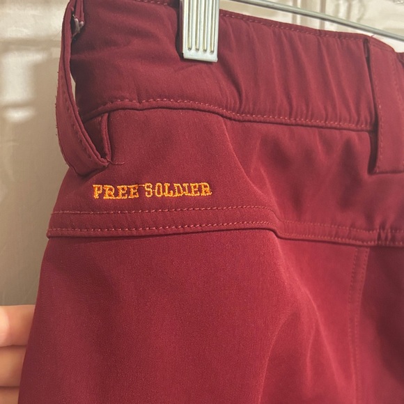 Free Soldier Pants Womens 29W 30L Wine Red Softshell Snow Fleece - Picture 3 of 6